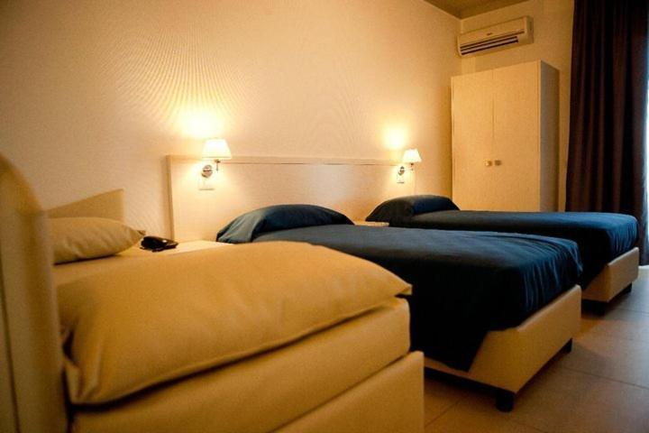 Hotel La Terrazza Barletta Exterior photo